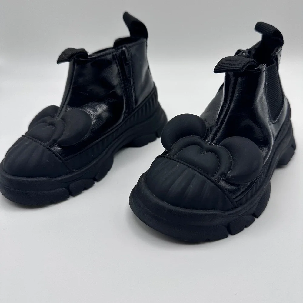 Zara Kids Disney Mickey Mouse Black Glossy Ankle Boots Chunky Lug Sole 21‎